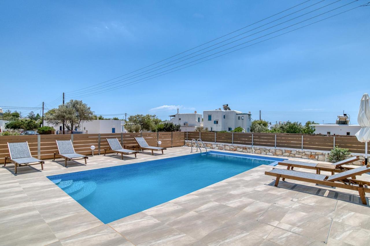 Ippocampos Seaside Serenity - Unwind At Paros Poolside Retreats Alikí 外观 照片