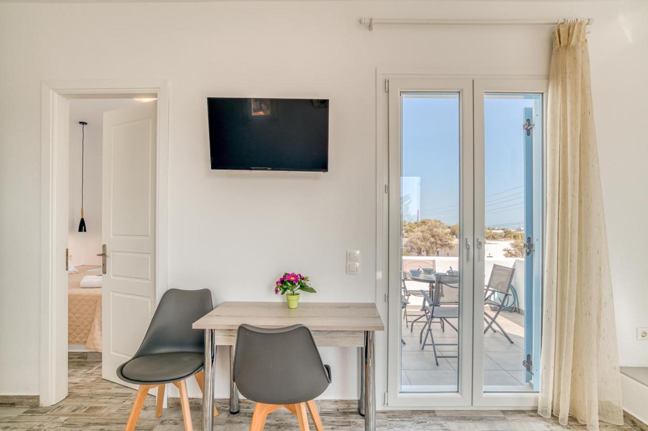Ippocampos Seaside Serenity - Unwind At Paros Poolside Retreats Alikí 外观 照片
