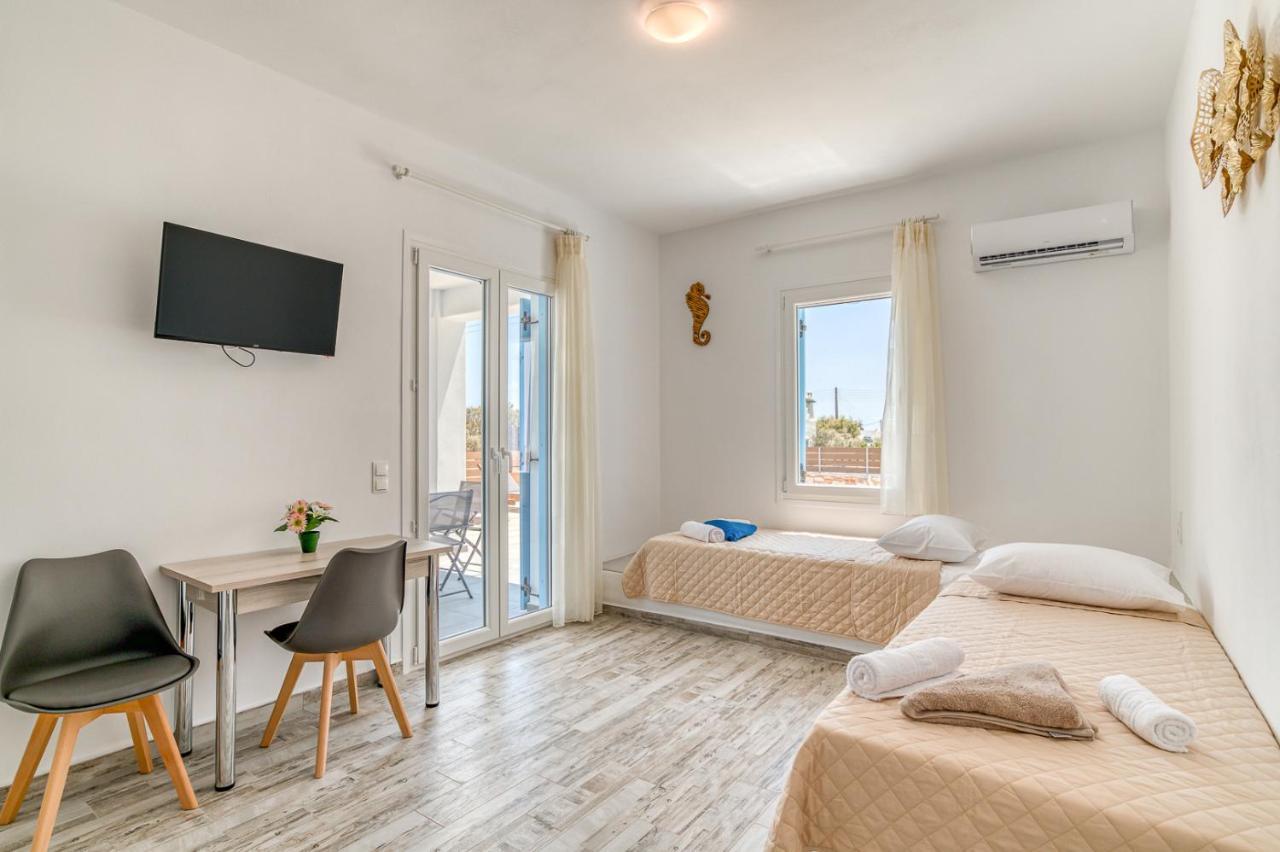 Ippocampos Seaside Serenity - Unwind At Paros Poolside Retreats Alikí 外观 照片