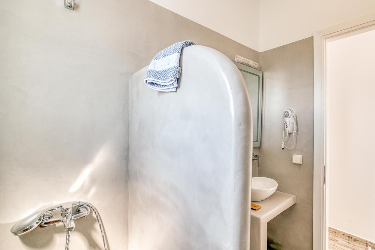Ippocampos Seaside Serenity - Unwind At Paros Poolside Retreats Alikí 外观 照片